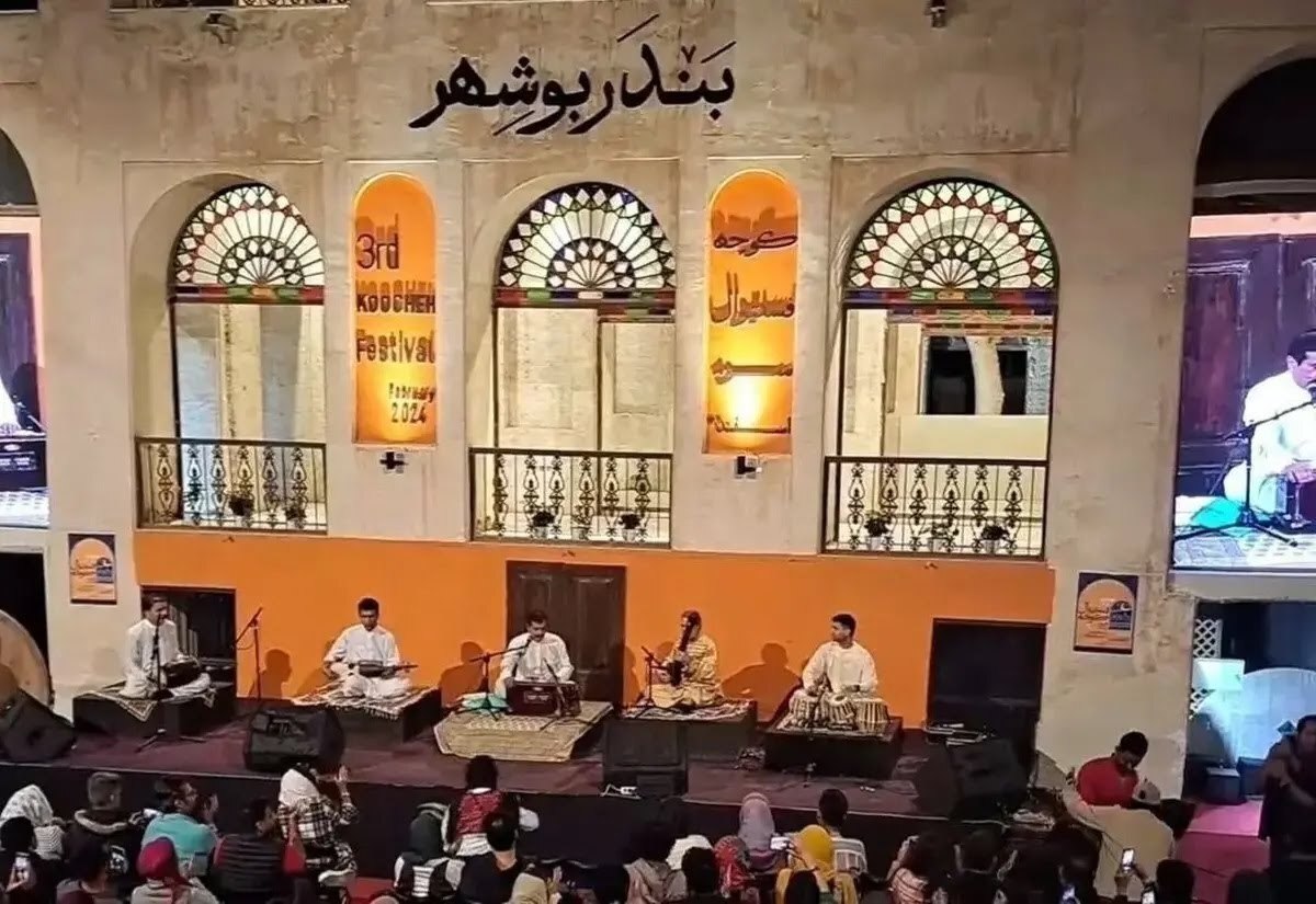 خبرگزاری فارس: اختلاط و رقص باعث تعطیلی «فستیوال کوچه» بوشهر شد!