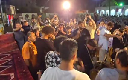 ویدیو / فستیوال کوچه در سوگ حادثه بندر عباس