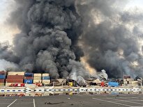 ببینید / تصویر پهپادی از بین کانتینرهای در حال سوختنِ بندر شهید رجایی