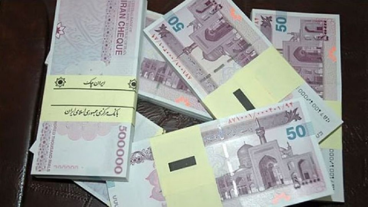 حقوق کارمندان تا ۱۴ میلیون تومان افزایش یافت؛ جزئیات مصوبه جدید
