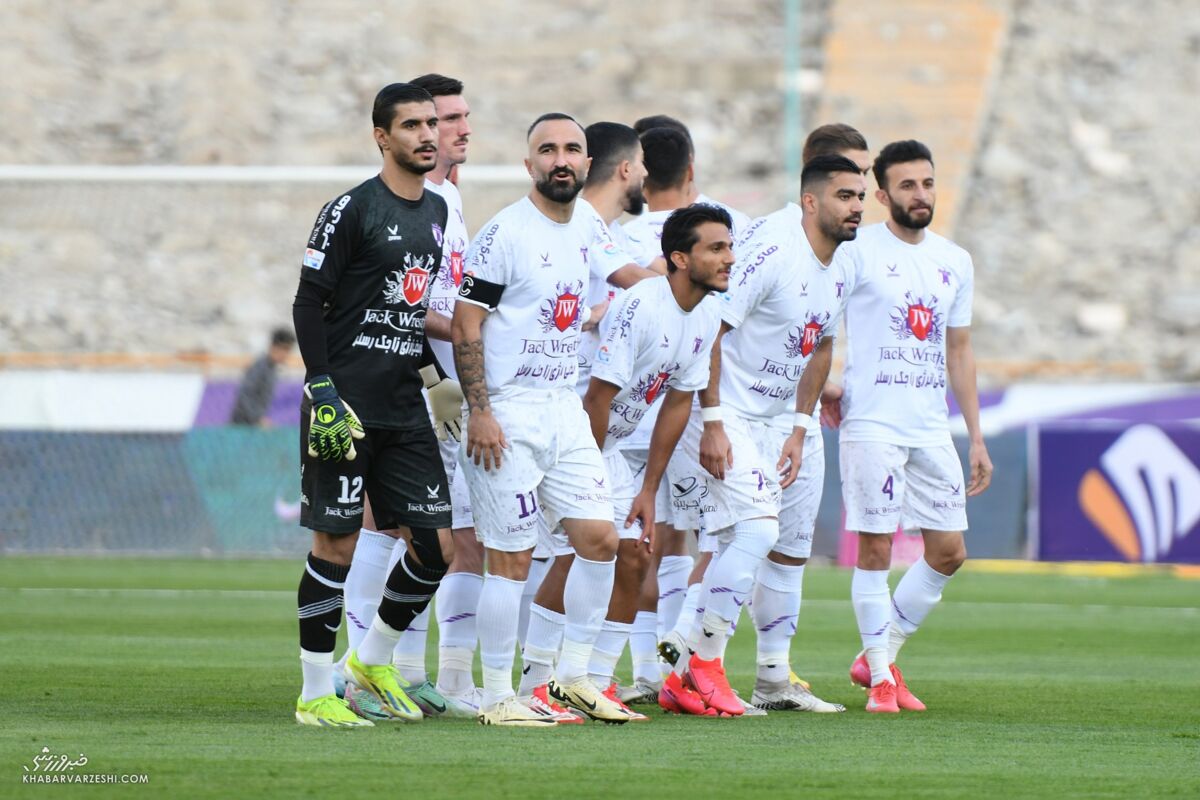 هوادار به گرگان می رود!