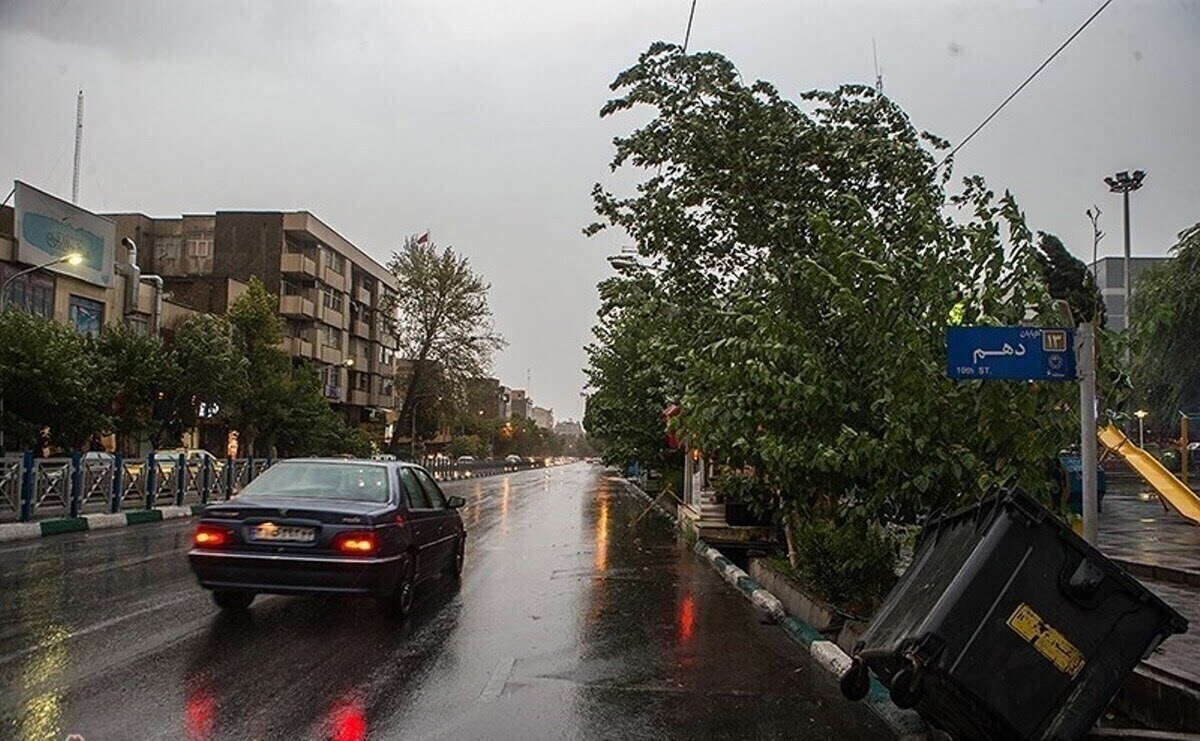هواشناسی: توده‌های تندری در راه تهران؛ احتمال باران و وزش باد شدید