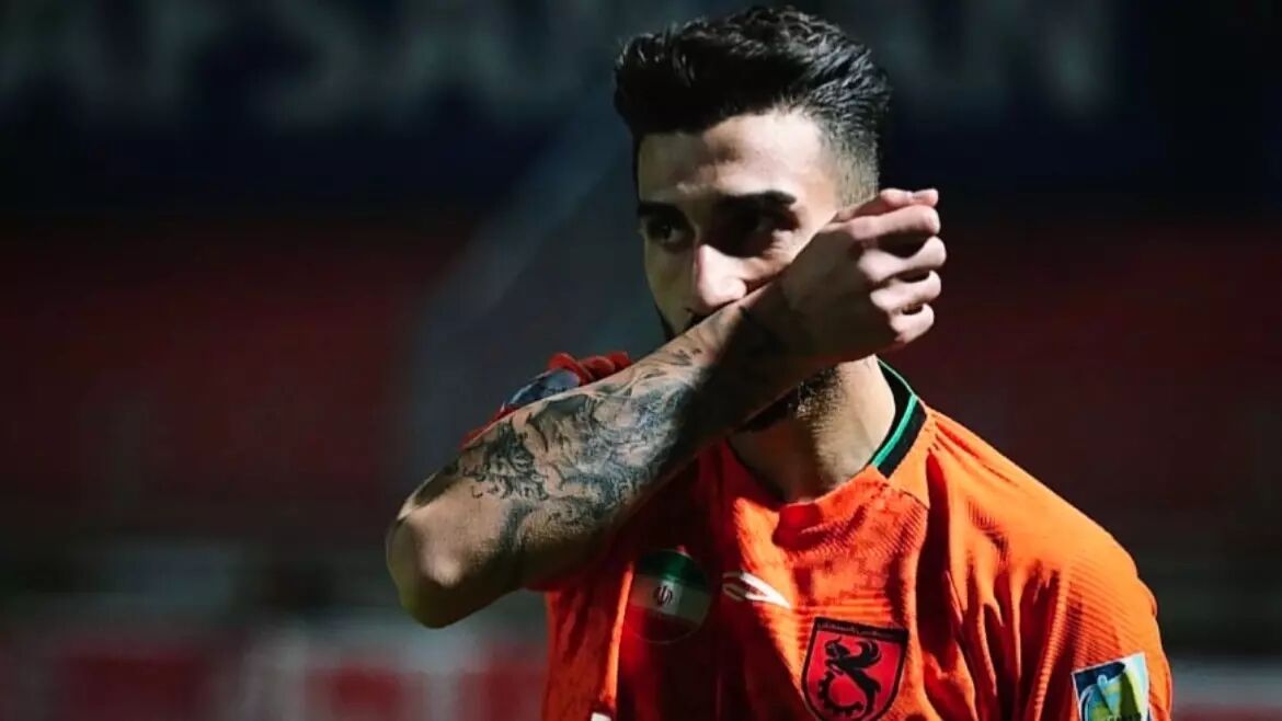 نمایش باشکوه یک پرسپولیسی مقابل پرسپولیس