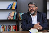 حمله فواد ایزدی، چهره نزدیک به جلیلی، به رئیس ستاد کل نیروهای مسلح: نیروی نظامی ما نباید پیام صلح بفرستد؛ اگر فردی نظامی احساس می‌کند که به ادبیات دیپلماتیک علاقه دارد باید یونیفرم خود را درآورد و برود دیپلمات شود