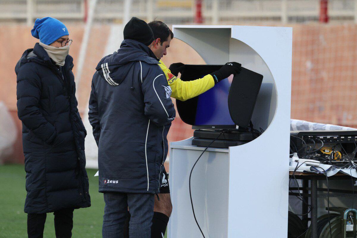 لحظه رویایی انفجار استقلالی‌ها با فرمان VAR +فیلم
