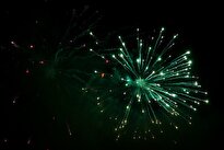 ببینید / آتش‌بازی در آسمان تبریز؛ جشن هواداران تراکتور در خیابان پس از قهرمانی در لیگ برتر