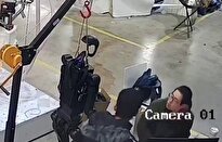 ببینید / رباتی که برای لحظاتی از کنترل خارج شد، مهندسان را وحشت زده کرد