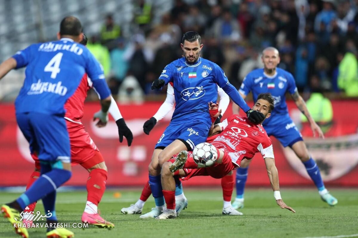 مسابقه استقلال و پرسپولیس را همزمان برگزار نکنید!