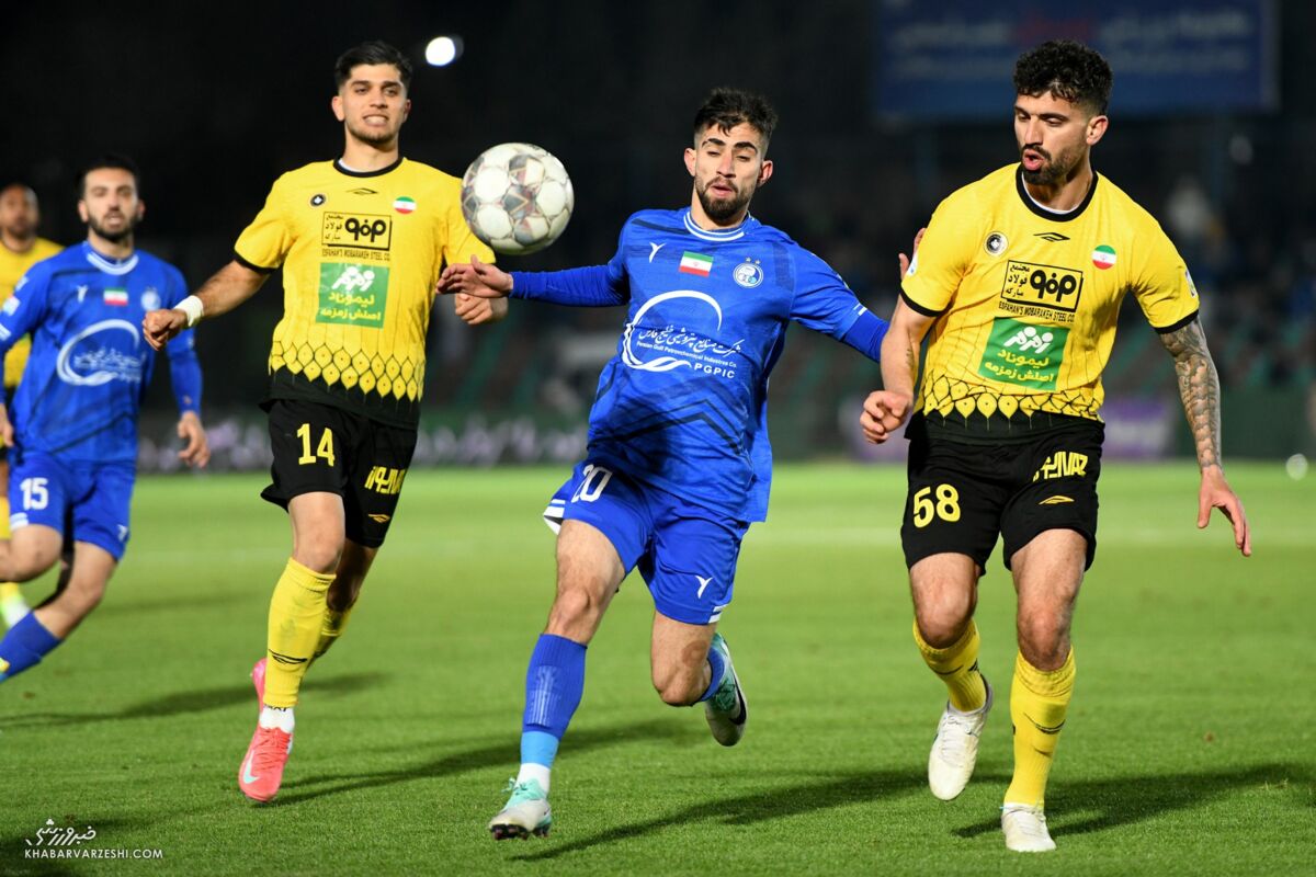 شیشه عمر سپاهان و پرسپولیس در دست مجتبی جباری!