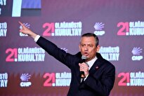 ببینید/ رهبر اپوزیسیون ترکیه سیلی خورد