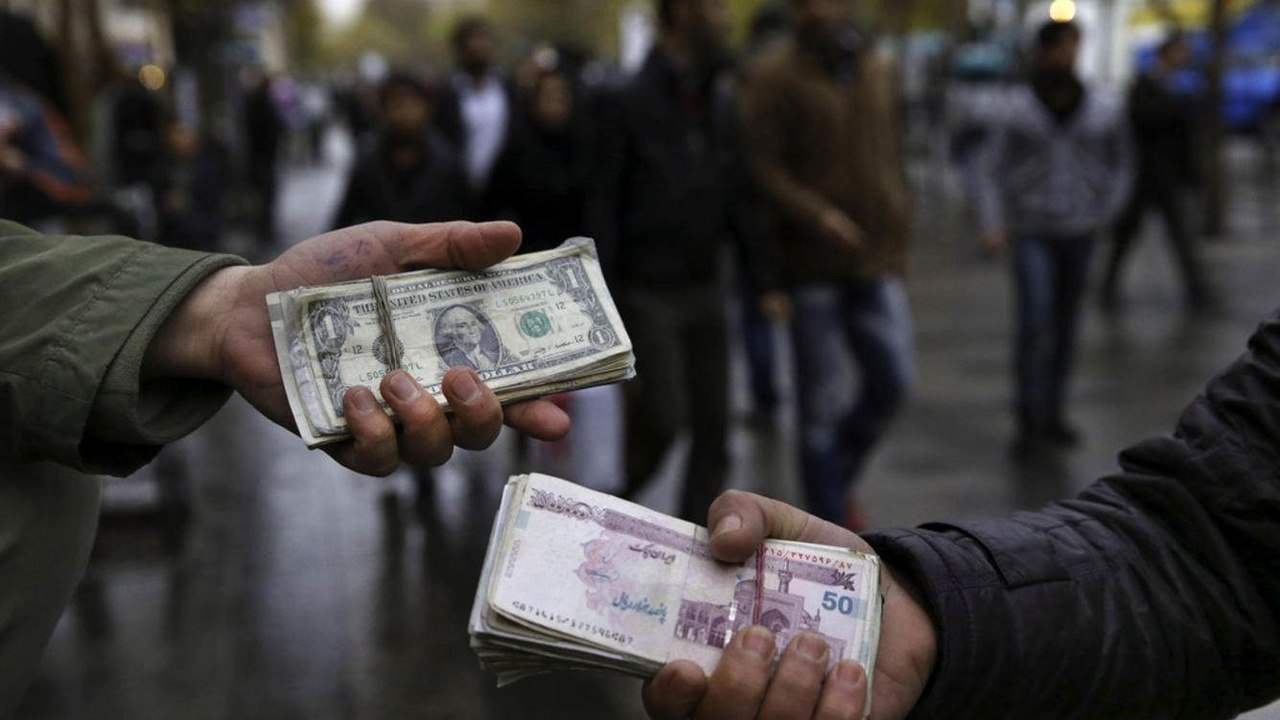 پیش بینی قیمت دلار ؛ دلار دوباره به ۱۰۰ هزار تومان می‌رسد