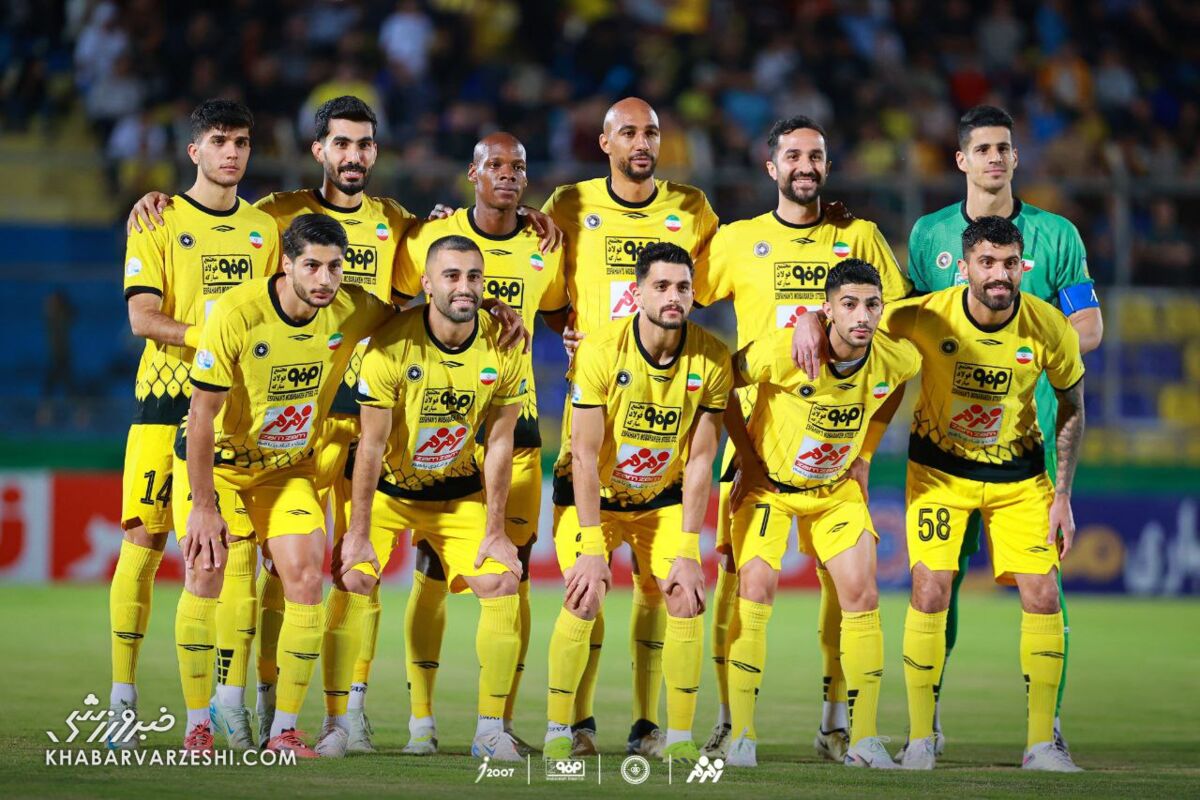 سپاهان با ۶ غایب مقابل هوادار!