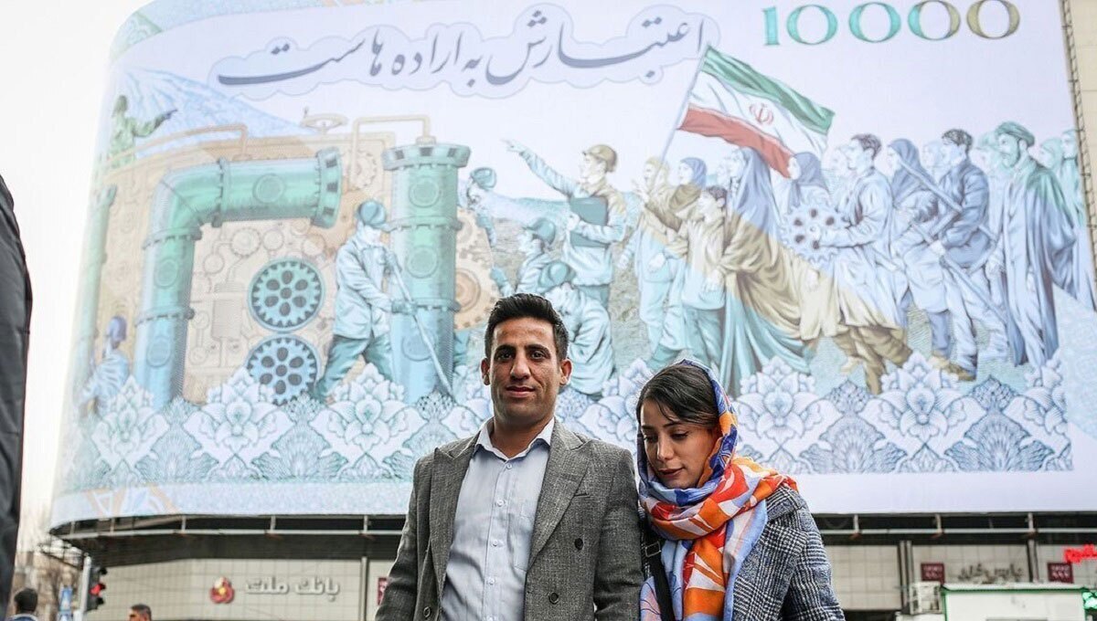 کاهش شتاب رشد اقتصادی کشور در سال ۱۴۰۳؛ نفت عقب کشید، خدمات پیشتاز شد