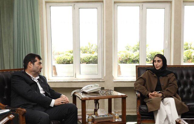دیدار ویزر ورزش و جوانان با ناهید کیانی