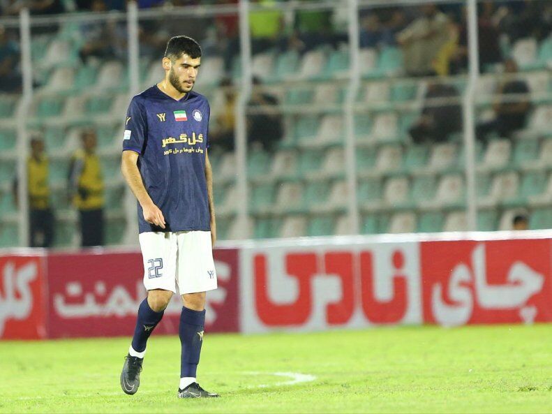 مذاکره همزمان پرسپولیس با دو مدافع استقلالی!