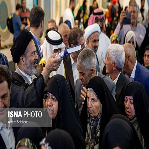 تصاویر: بدرقه نخستین گروه از زائران حج ۱۴۰۴