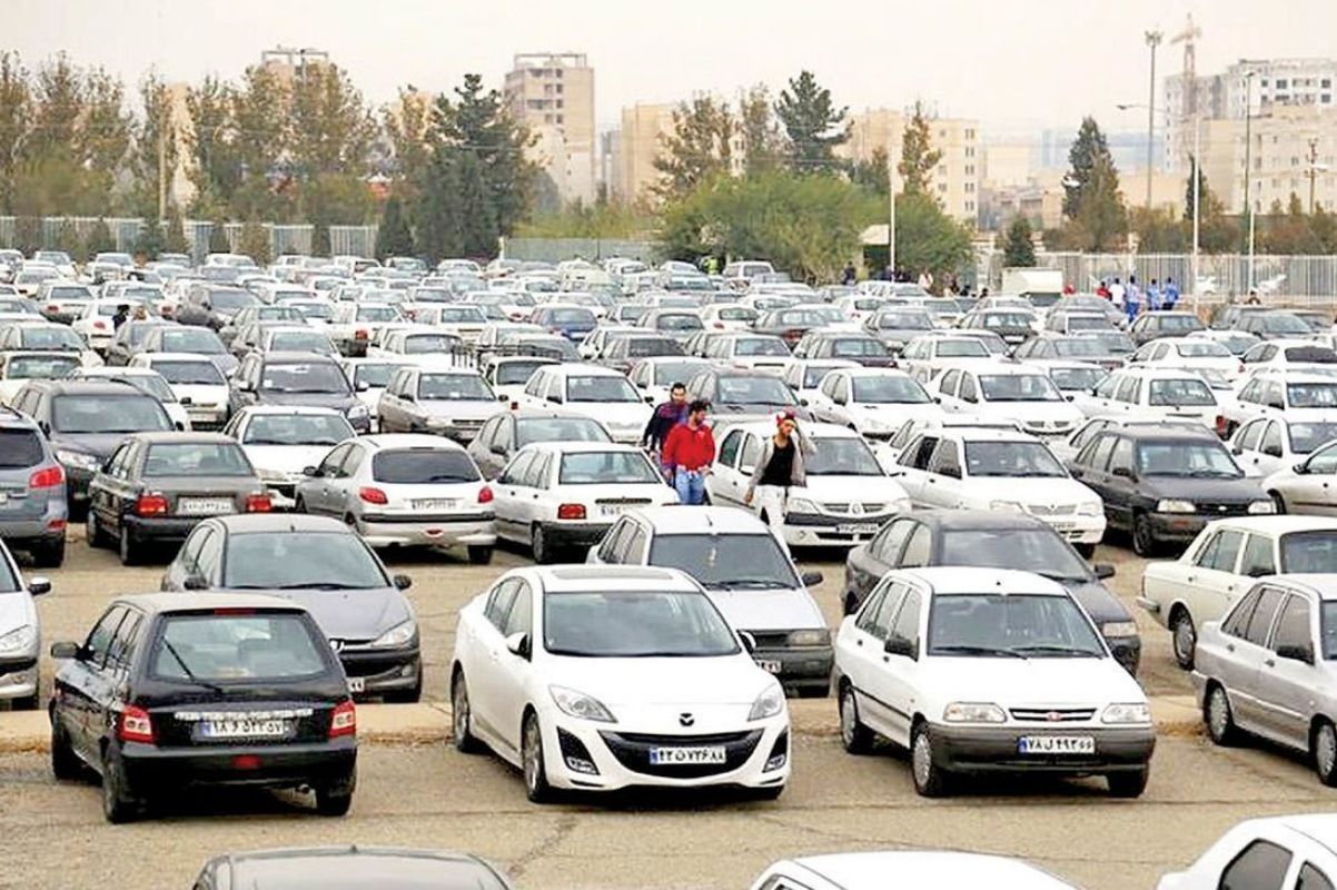 بازار در سایه ثبات، خودرو آرام شد