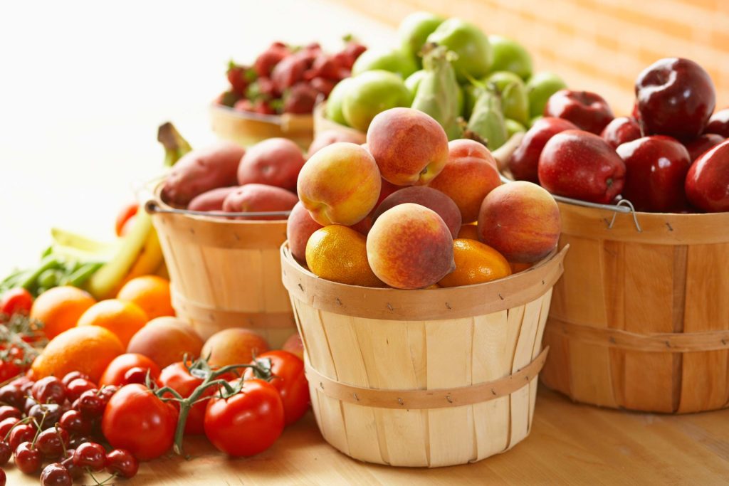 قیمت انواع میوه و سبزیجات در میدان تره بار چند؟