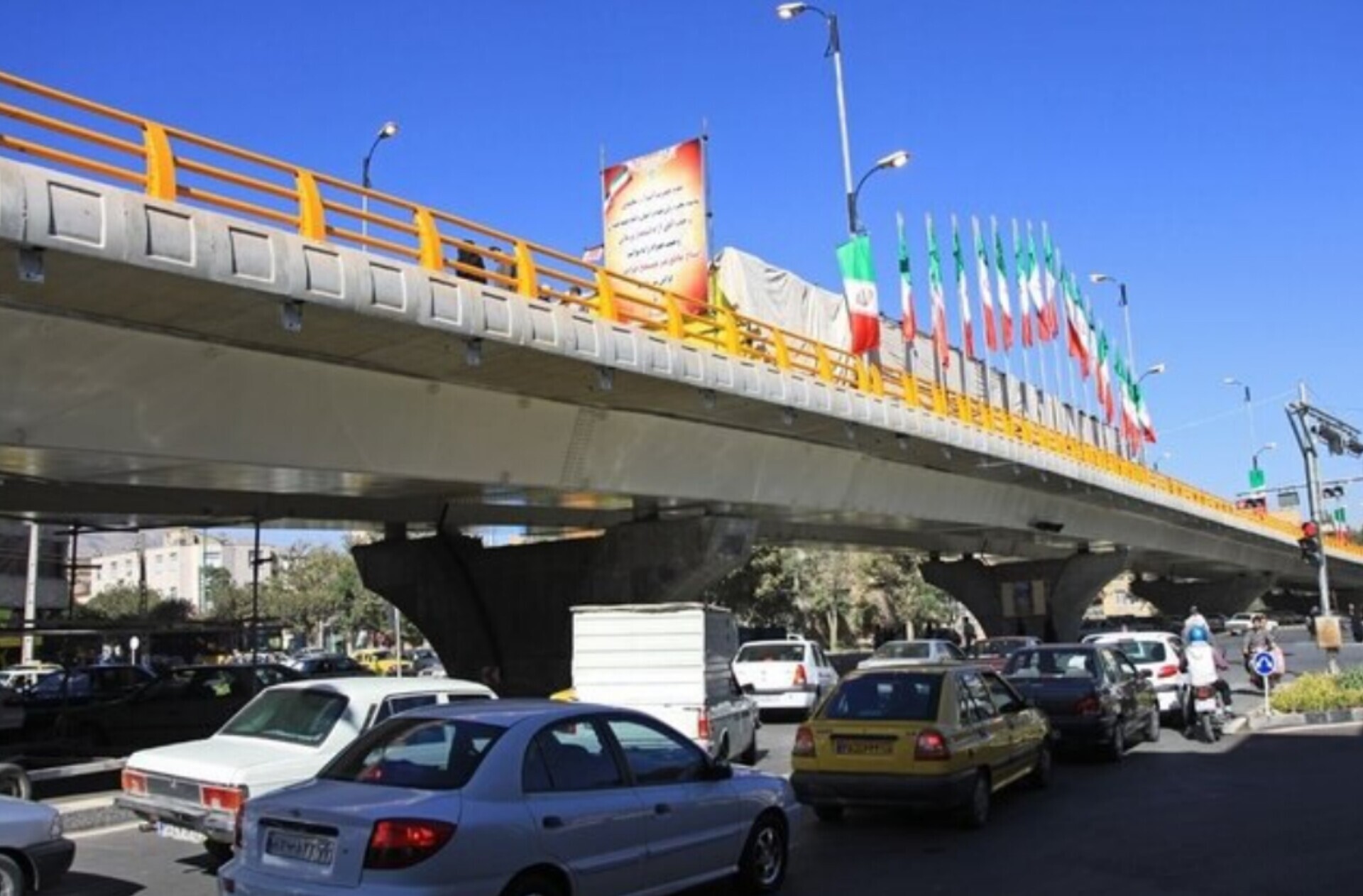 سقوط منجر به فوت یک دانشجو از روگذر بلوار خواجه رشید همدان