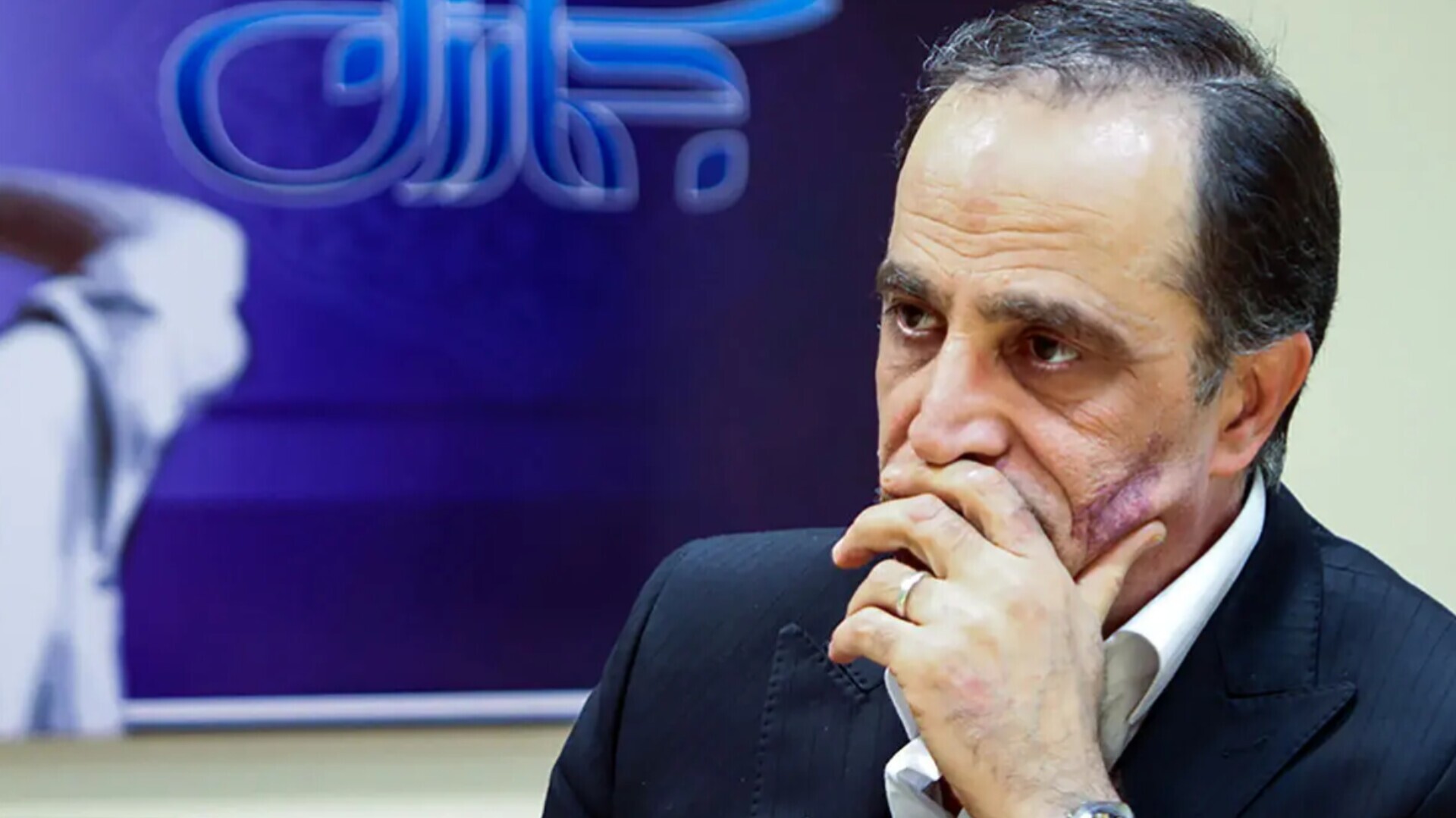 واکنش نوروزی، حقوقدان، به اظهارات سخنگوی دولت مبنی بر دوری کردن رسانه‌ها از سیاه‌نمایی: این ادبیات از آن کسانی است که از گردش اطلاعات می‌ترسند/ به حقوق اساسی ملت احترام بگذارید