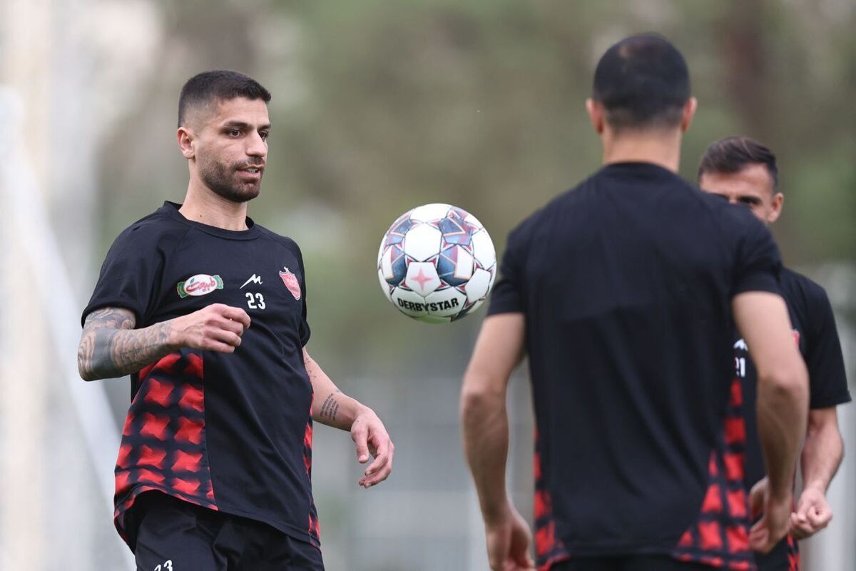 هوادار زن پرسپولیس: برای اولین‌بار دوست دارم استقلال برنده شود