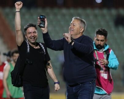 اسکوچیچ و خانواده در اهواز!