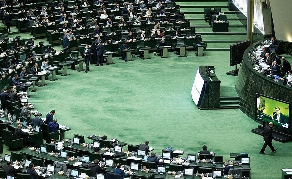 زمان معرفی وزیر اقتصاد به مجلس مشخص شد