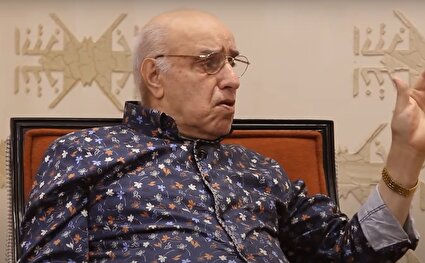 ویدیو / پیروز مجتهد‌زاده: این ایران من، هرچه درب و داغان هم باشد، عزیز من است، جان من است؛ اینقدر جنگ و جدال نکنید با ناکسای اینطرفی و آن طرفی