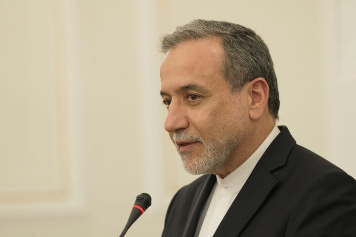 وزیر خارجه عمان حامل پیام کتبی از آمریکا نبود