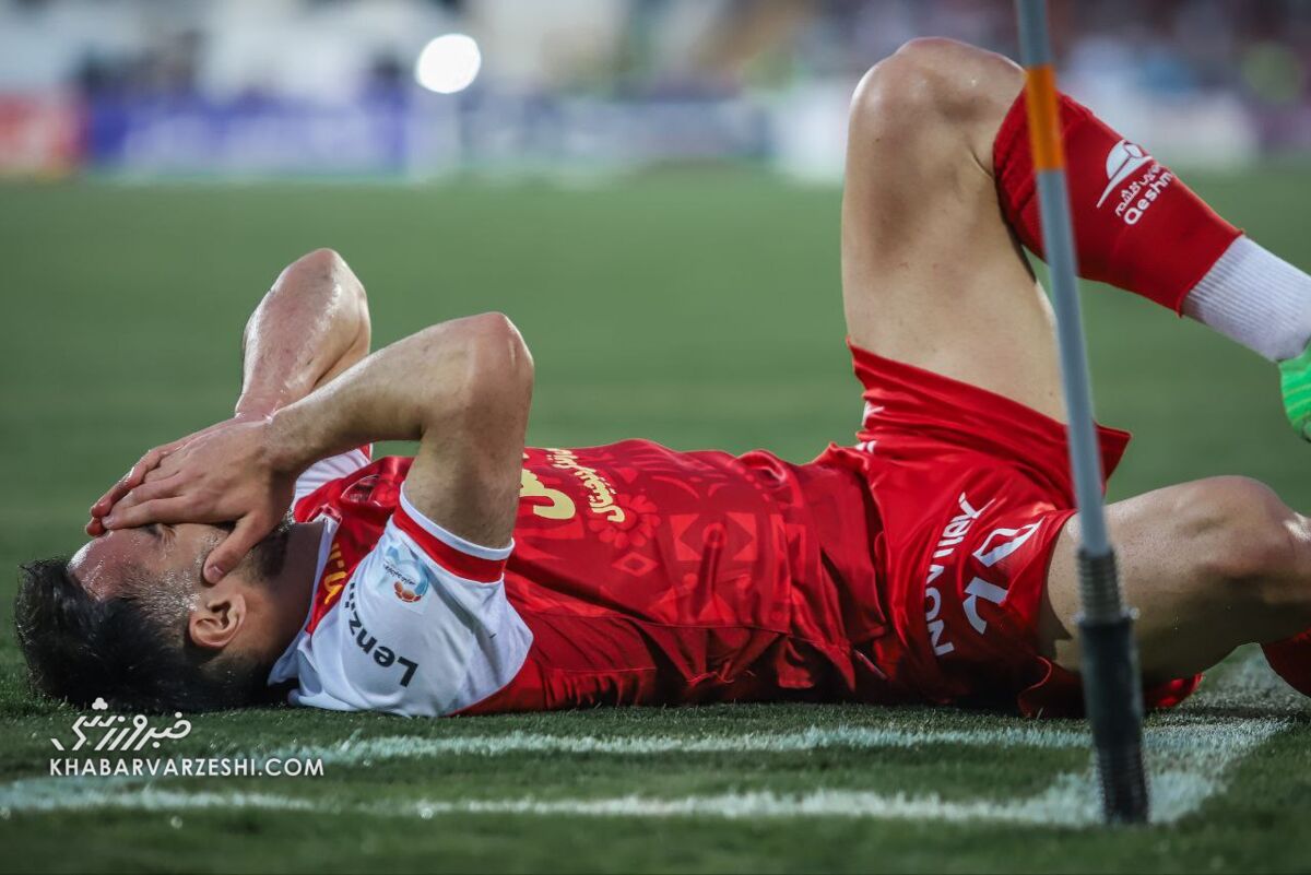 مصدومیت ها ۵۰۰ هزار یورو برای ستاره پرسپولیس آب خورد!