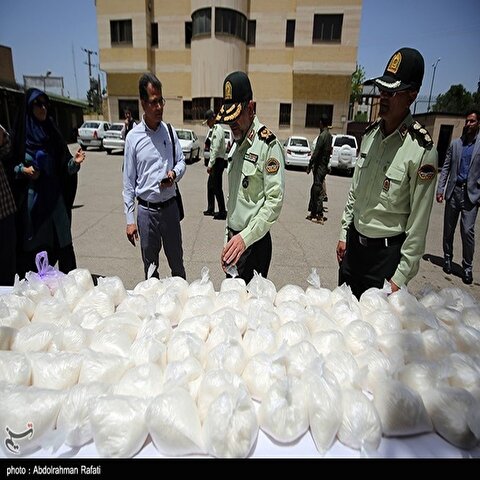 تصاویر: کشف ۱۰۸ کیلوگرم مواد مخدر شیشه و هروئین در همدان