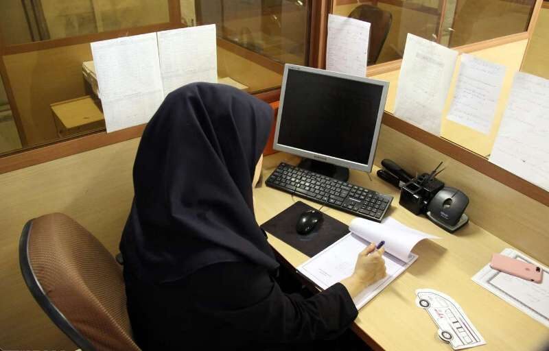 واریز حقوق‌ کارمندان از طریق خزانه‌داری و سامانه سینا انجام می‌شود