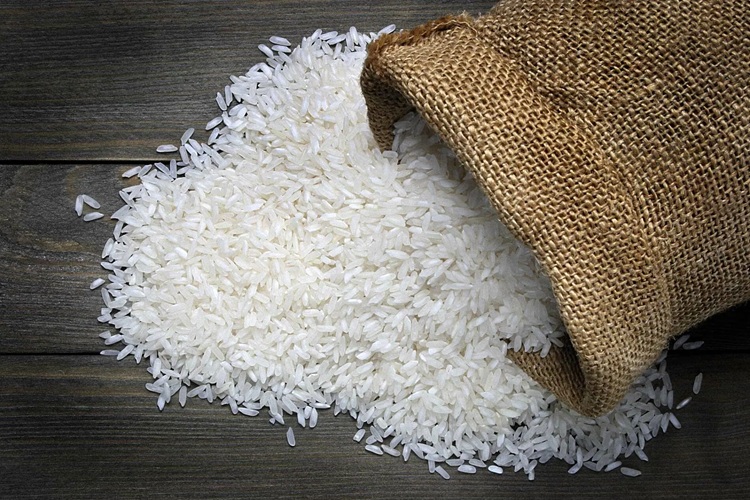 ریزش قیمت برنج هندی رکورد جدید زد؛ کیسه ۱۰ کیلوگرمی چند؟