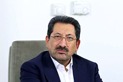 وزیر صمت: دولت سهام خودروسازان را واگذار می‌کند