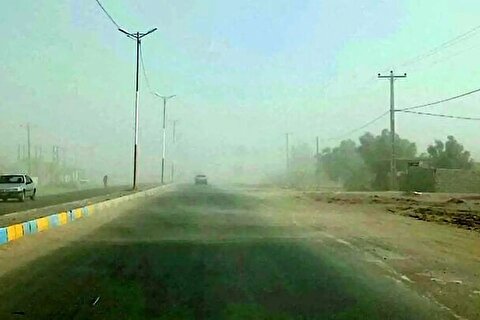 در مناطقی مانند کاشان تا قم و شمال و غرب یزد، توفان‌های تندری پیش‌بینی می‌شود؛ در مورد تهران هم نمی‌توانیم احتمال وقوع را رد کنیم/ در روز‌های پیش رو شاهد وزش باد شدید را در مناطق جنوب شرقی کشور، خیزش گرد و خاک هستیم