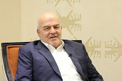 ویدیو / عیسی کلانتری: دست به خودکشی آبی زده‌ایم / ایران را ویران کرده‌ایم؛ فرونشست‌ها را دیگر نمی‌توانیم جبران کنیم /  با این وضعیت، اصفهان ممکن است  ظرف ۵۰ تا ۱۰۰ سال آینده، داخل زمین فرو برود