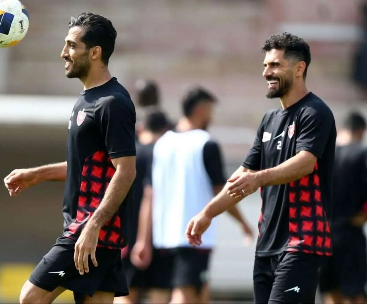 دو روایت از تمدید قرارداد پرسپولیس با امید عالیشاه؛ تیر مثلت سمی به سنگ خورد یا زور حامی مالی بیشتر بود؟