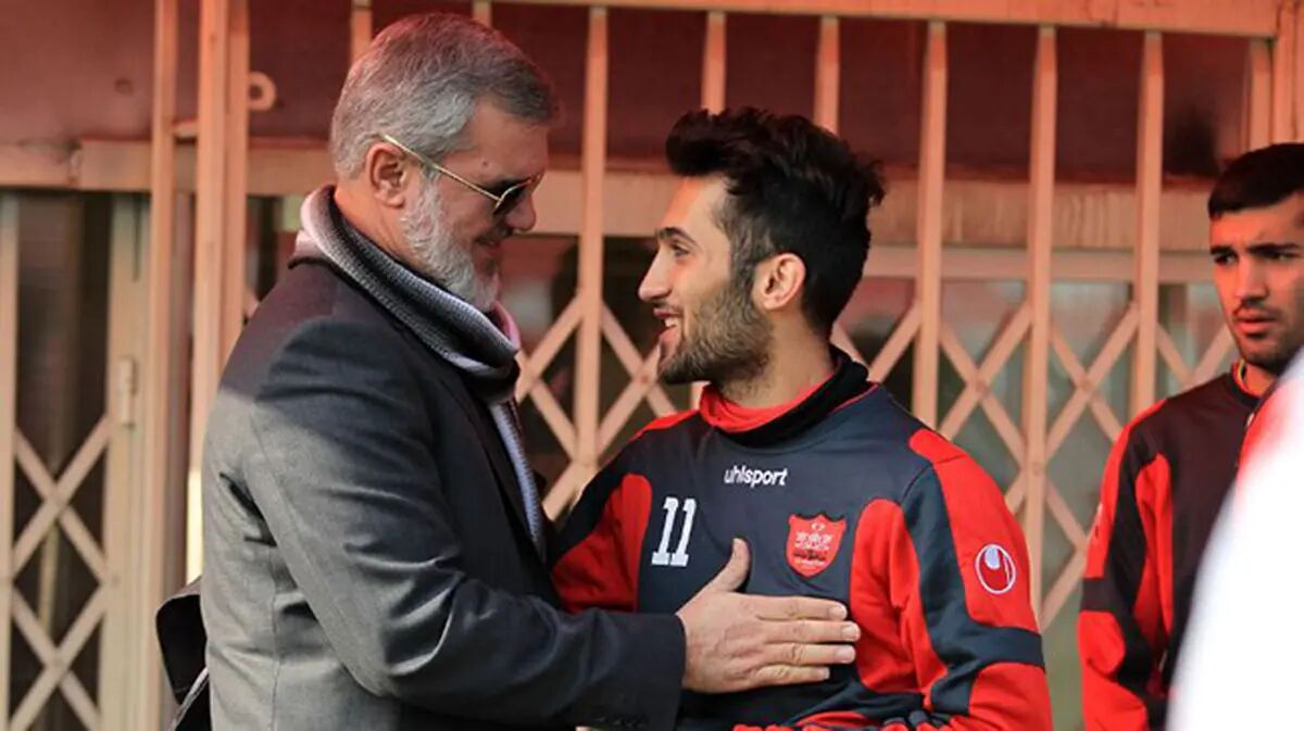 به بازیکنان پرسپولیس گفتم اگر ببازید، پولتان را نمی‌دهم/ وقتی پرسپولیس حذف شد، چند پرسپولیسی می‌خندیدند!/ پرسپولیس را برای قهرمانی در آسیا بسته بودم