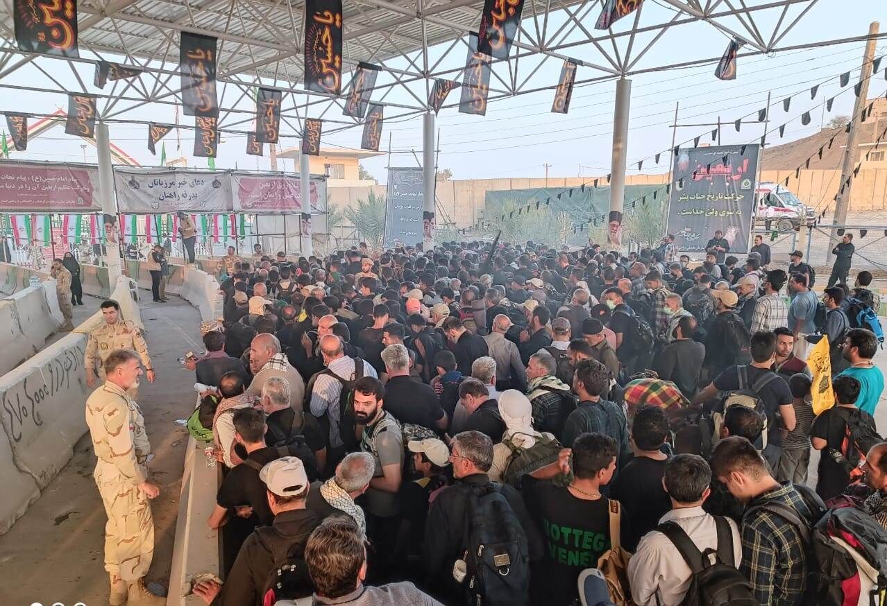 عبور سریع زائران از مرز در ۴ ثانیه