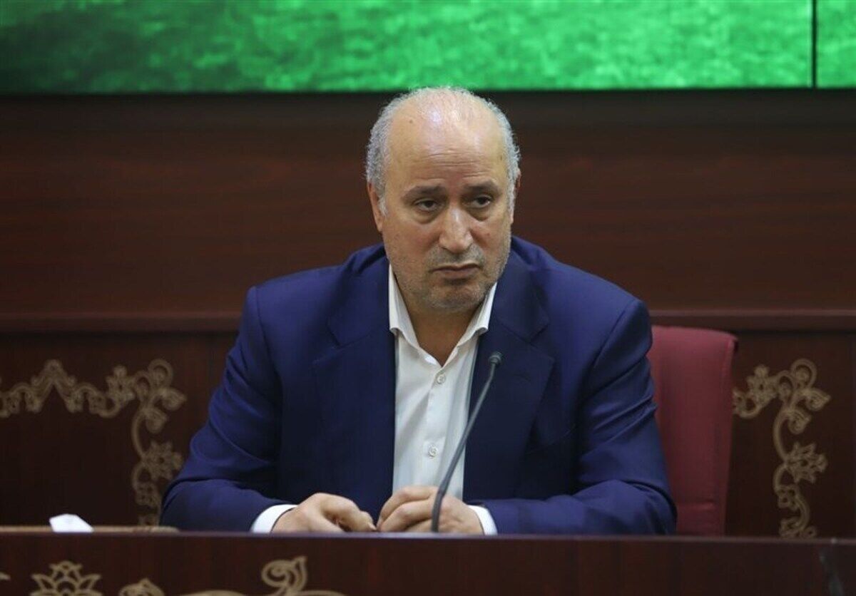 مهدی تاج: ۱۷ تیم ملی در حوزه ورزش فوتبال وجود دارد و تمامی هزینه‌ها نیز دلاری است