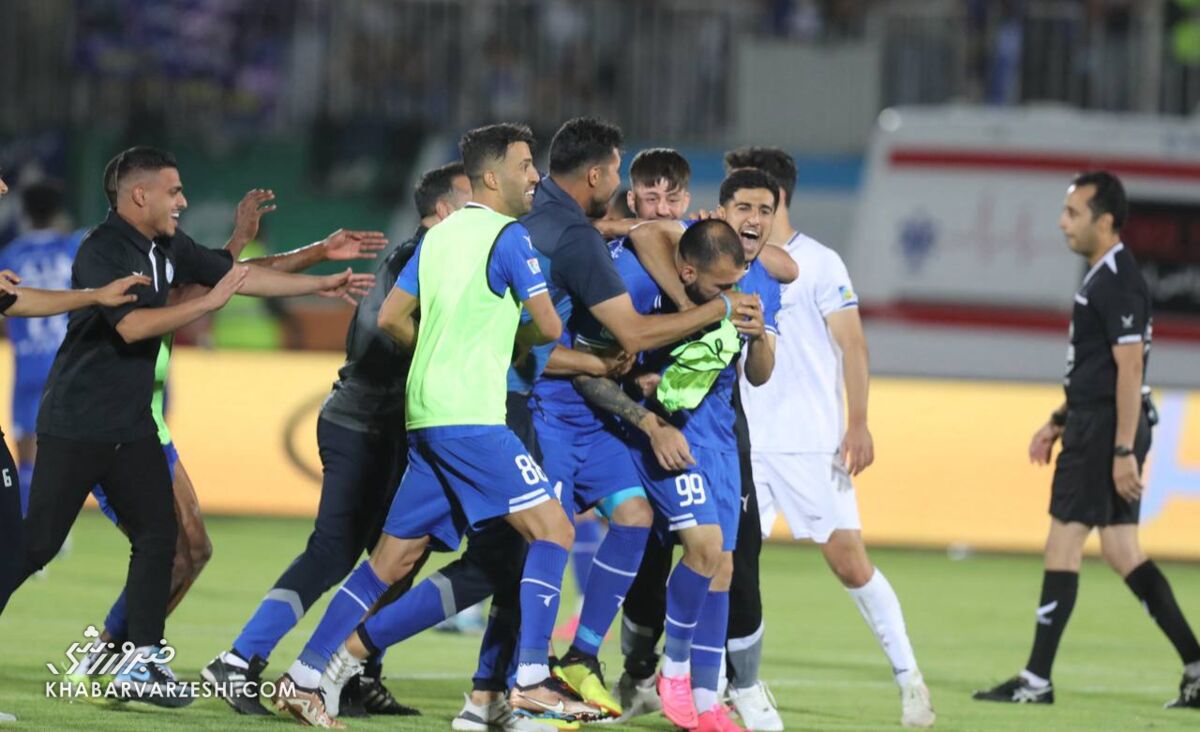پایان شیرین یک فصل تلخ؛ حسینی جام قهرمانی را بالای سر برد!