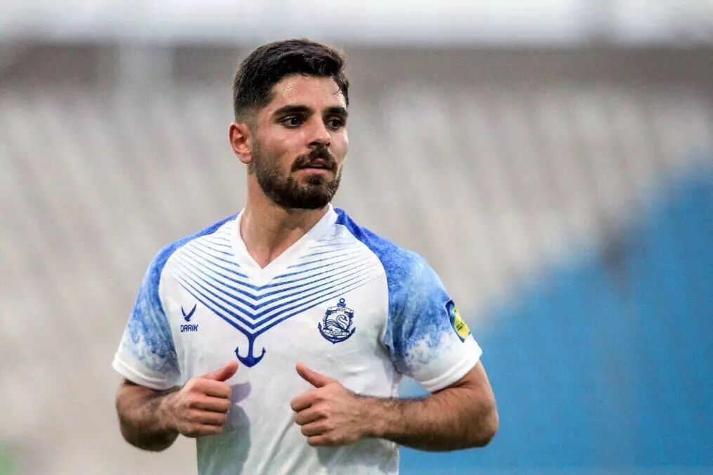 کنایه ستاره پرسپولیسی ملوان به قهرمانی رقیب: زورمان به برخی مسائل نرسید!