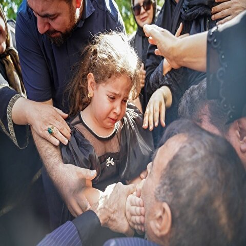 تصاویر: تشییع پیکر «قاضی احسان باقری» در شیراز