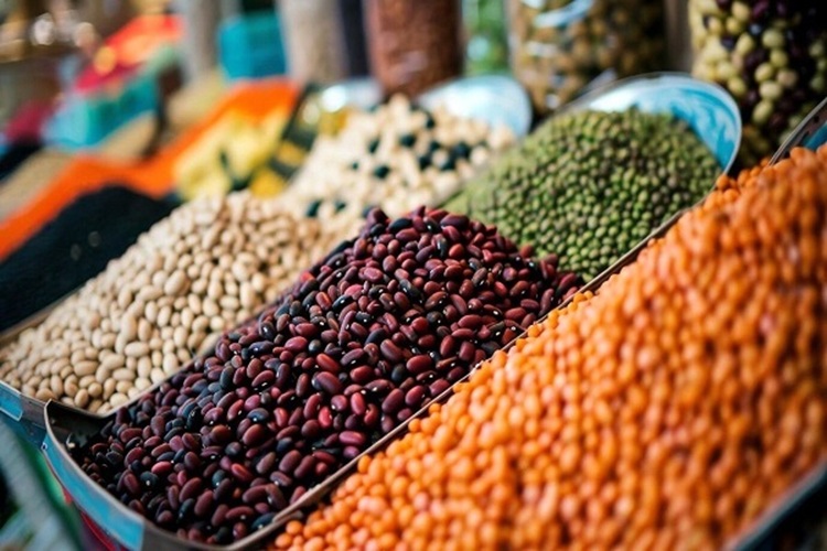 رکود در بازار حبوبات؛ لوبیا چیتی در مدار ارزانی+ قیمت جدید شکر