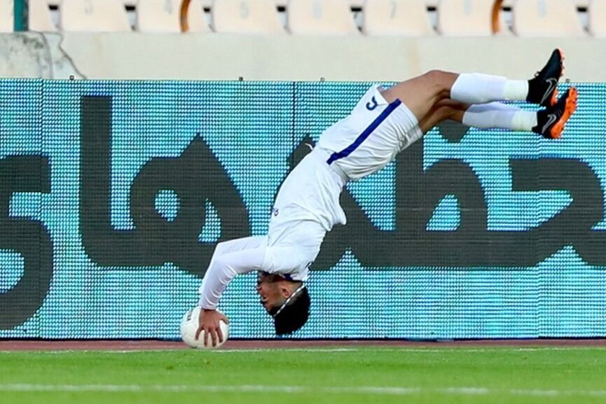 منجنیق لیگ در ذوب آهن ماندنی شد