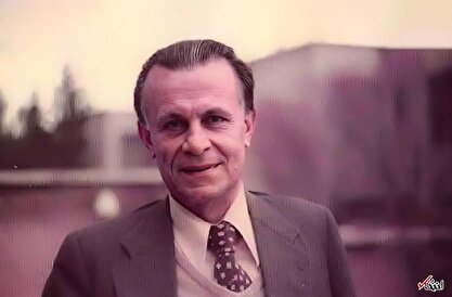 عکس/ مترجم و نویسنده مشهور ایرانی