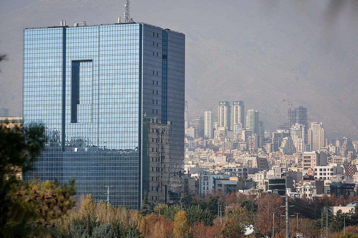 سیاست پولی پشت شیشه دودی