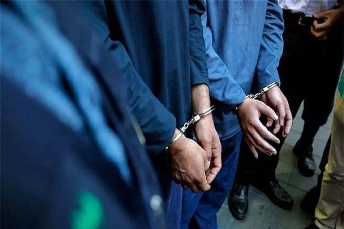 تسنیم: سه تبعه هندی که پس از ورود به تهران ناپدید شده بودند، از چنگ باند آدم‌ربایی آزاد شدند/ متهمان دستگیر و در مخفیگاه آن‌ها در ورامین، چند گروگان دیگر از ملیت‌های مختلف نیز شناسایی شدند