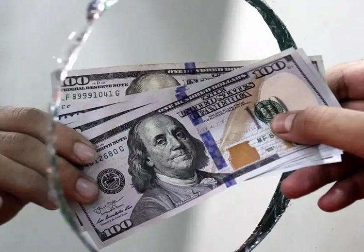 تمدید مهلت ایفای تعهدات ارزی با سقف ۱۵ ماه