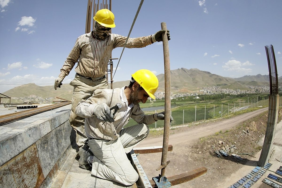 ۴۰۰ هزار کارگر ساختمانی در صف بیمه تأمین اجتماعی